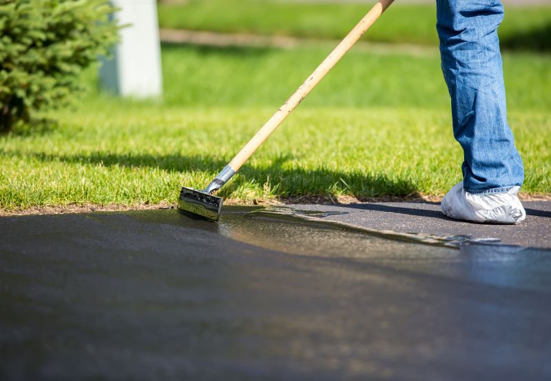 Tar Driveway Sealing in Fort Myers, FL